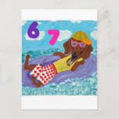 6 7 Dachshund beach bum on float Postkarte (Vorderseite)