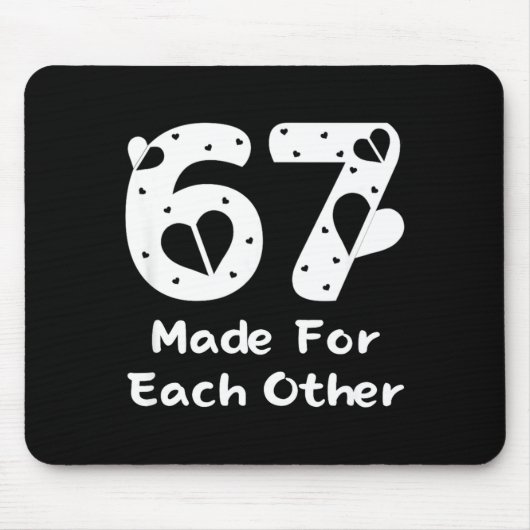6 7 Made For Each Other, Red 67 Christmas Couple V Mousepad (Vorne)