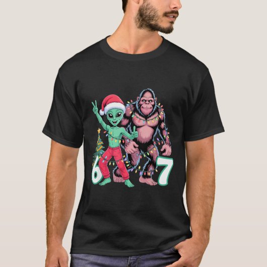 6 7 Meme Christmas Alien Sasquatch Six Seven Fun  T-Shirt (Vorderseite)