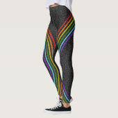6 Glitzer-Regenbogen in Schwarz auf Shiny Black LG Leggings (Links)