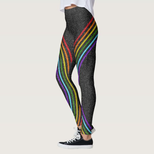 6 Glitzer-Regenbogen in Schwarz auf Shiny Black LG Leggings (Links)