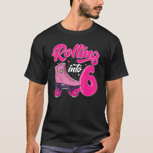 6 Jahre alte Rollschuhe rollen in 6 Retro 6. T-Shirt
