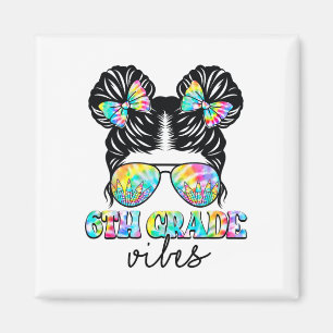 6. Klasse Vibes Messy Hair Bun Girl Ck zur Schule Magnet