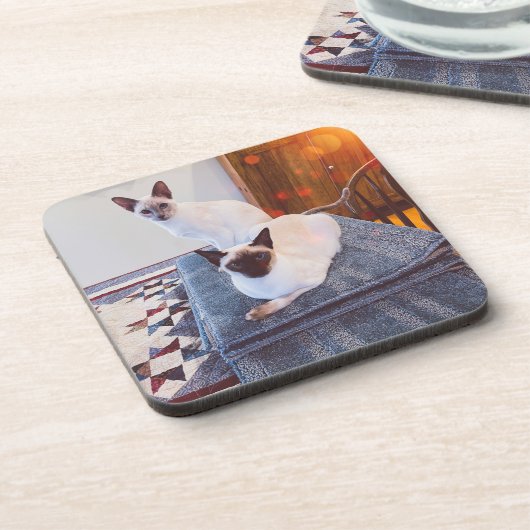 6 Siamische Hartkunststoffe, Untersetzer mit Korkr (Linke Seite)