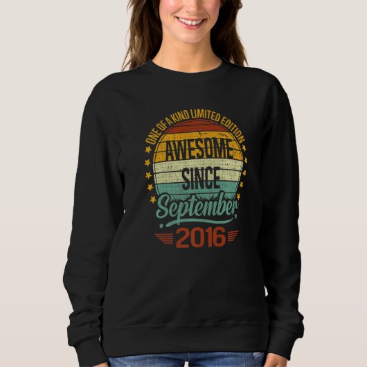 6 Year Old Awesome Since September 2016 6th Birth Sweatshirt (Vorderseite)