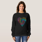 6th Grade Team Tie Dye Heart Back To School Sweatshirt (Vorne ganz)