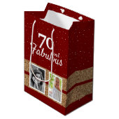 70 and Fabulous Gold Glitter 2 Photo 70th Birthday Mittlere Geschenktüte (Vorderseite Schrägansicht)