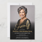 70. Geburtstag Modernes Black Gold Minimal Foto Einladung (Vorderseite)