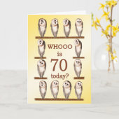 70. Geburtstag, neugierige Eulen Karte (Gelbe Blume)