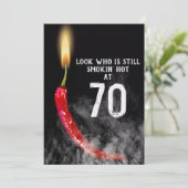 70. Geburtstag Red Hot Pepper Candle Einladung (Stehend Vorderseite)