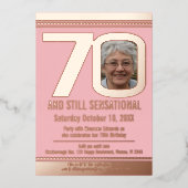 70. Geburtstag staubiges Rosa und Rose Gold Folieneinladung (Vorderseite)