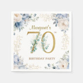 70. Geburtstagsfeier Elegant Staubblau Blumen Serviette (Vorderseite)