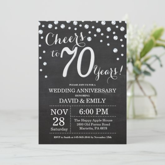 70. Hochzeitstag Schwarzes Silber Chalkboard Einladung (Stehend Vorderseite)