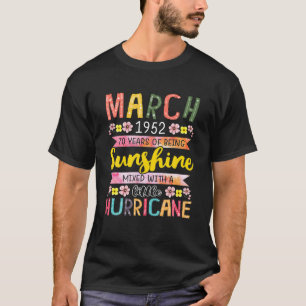 70 Jahre Geboren im März 1952 70. Geburtstagsfraue T-Shirt