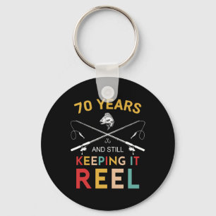 70 Jahre und immer noch Behaltend es Reel 70. Gebu Schlüsselanhänger
