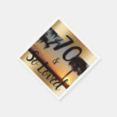 70 & So Loved Sunset Palm Geburtstag Napkins Serviette (Ecke)