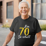 70 so, was Funny Inspirational Zitat 70. Geburtsta<br><div class="desc">70 so,  was Funny Inspirational Zitat 70. Geburtstag T - Shirt. Ein lustiges und inspirierendes Zitat 70,  also was für einen Mann oder eine Frau,  der den 70. Geburtstag feiert. Großartiger T - Shirt für ein besonderes Fest. Personalisieren Sie diesen T - Shirt mit Ihrem Alter.</div>