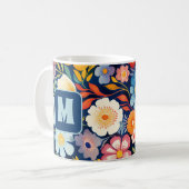 70er 60er Retro Floral Monogram Blue und Orange Kaffeetasse (Vorderseite Links)