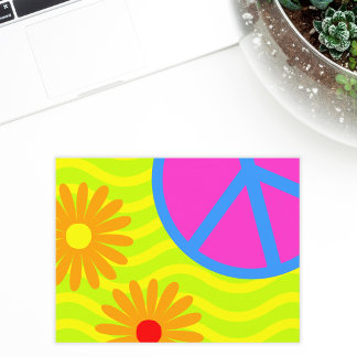 70er Jahre Hippie-Friedenszeichen und Blume Postkarte