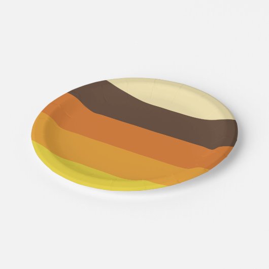 70er Retro gestreiftes Farbmuster Pappteller (Schrägansicht)