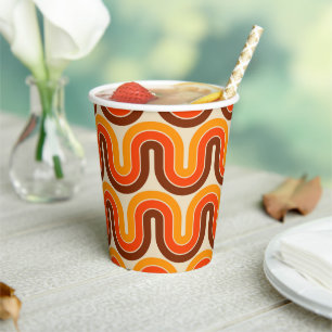 70er Style Geometric Design Pappbecher