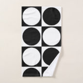70s Checks and Circles Black and White Badhandtuch Set (Handtuch)