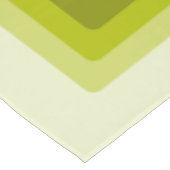 70s Rainbow Squares Monochrome Green Tischdecke (Schrägansicht)