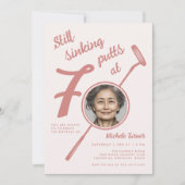 70th Golf Theme Birthday Party Photo Modern Pink Einladung (Vorderseite)