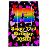 73. Geburtstag: Loving Hearts Pattern, Regenbogen Mittlere Geschenktüte (Rückseite)