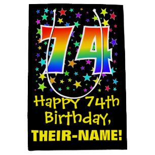 74. Geburtstag: Farbenfrohe Sterne Muster & Regenb Mittlere Geschenktüte