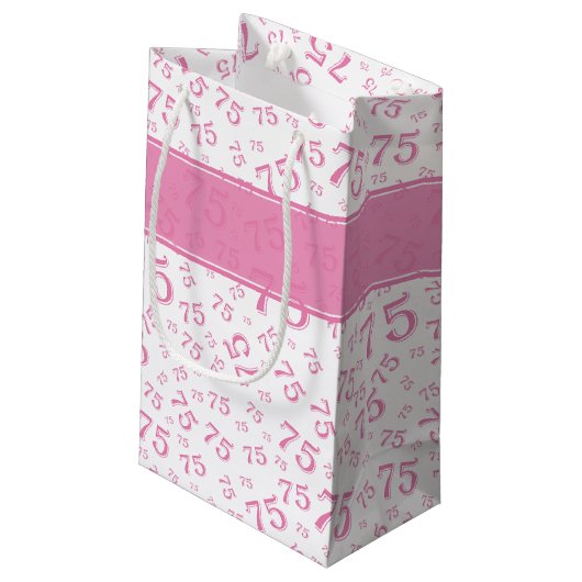 75. Happy Birthday Pink/White Number Pattern Kleine Geschenktüte (Rückseite Schrägansicht)