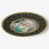 75 Ihr Foto Zufallszahlenmuster Schwarz/Gold Pappteller (Schrägansicht)