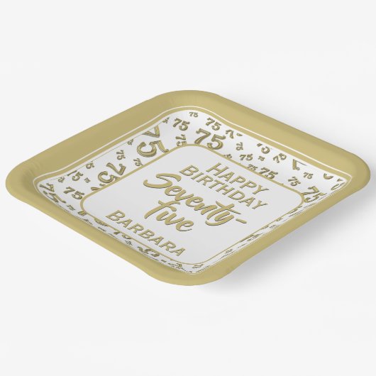 75. Party Random Number Pattern Gold/Weiß Pappteller (Gewinkelt)