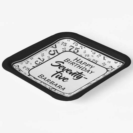 75. Party Random Number Pattern Schwarz/Weiß Pappteller (Gewinkelt)