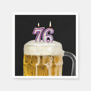 76. Geburtstagsbär auf schwarz Serviette