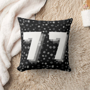 77 Sieben mal zweimal Rolling Dice Black & White Kissen