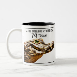 79. Geburtstag Alligator Lächeln Zweifarbige Tasse