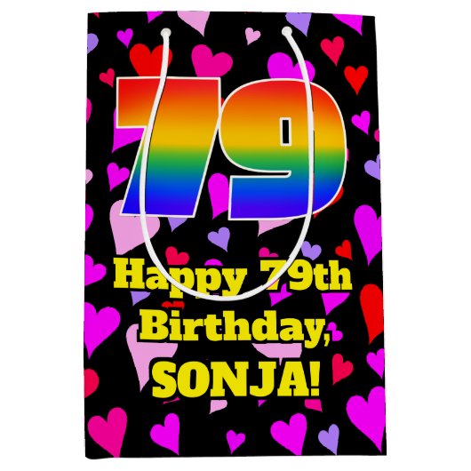 79. Geburtstag: Loving Hearts Pattern, Regenbogen Mittlere Geschenktüte (Vorderseite)