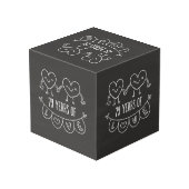 79. Jubiläum Geschenk Chalk Herzen Würfel (Rückseite Schrägansicht)