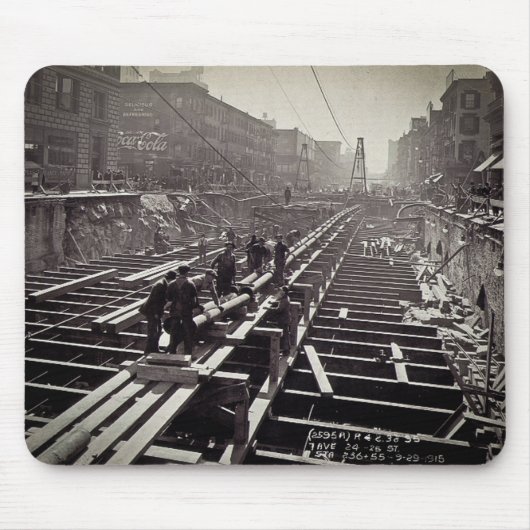 7. Allee und 24-2. Straßen-Untergrundbahn Mousepad (Vorne)