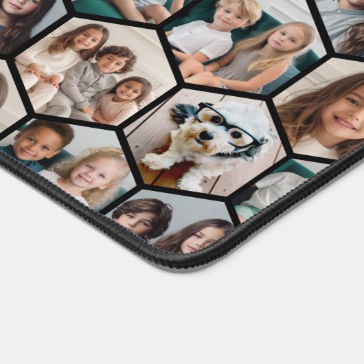 7 Foto Collage - funky hexagon pattern - schwarz Schreibtischunterlage (Ecke)