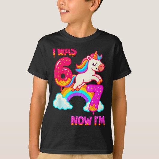 7 Year Old Birthday 67 Was 6 Now I'm 7 Dabbing Uni T-Shirt (Vorderseite)