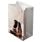 7lx4.5wx10h Mittlere Geschenke Bagboots Land rusti Mittlere Geschenktüte (Vorderseite Schrägansicht)