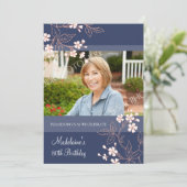 80. BIrthday Party Einladungen Blue Coral Blume (Stehend Vorderseite)