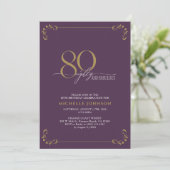 80 & Fabulous Lila & Gold Calligraphy Birthday Einladung (Stehend Vorderseite)