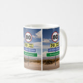 80. Geburtstag Funny Road Trip Schilder Fügen Sie  Kaffeetasse (VorderseiteRechts)