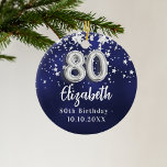 80. Geburtstag navy blauen Sterne Silber Keramik Ornament<br><div class="desc">Eine marineblau Hintergrundfarbe mit Imitaten silbernen Sternen. Die blaue Farbe ist ungleichmäßig. Name,  Text/Datum hinzufügen</div>