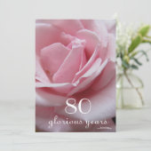 80. Geburtstagsfeier!-Hübsch Rosa Rose Einladung (Stehend Vorderseite)