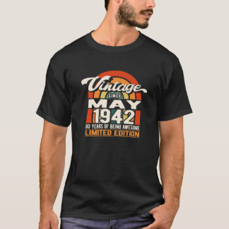 80 Jahre Phantastisch Geborenen Mai 1942 Retro 80. T-Shirt