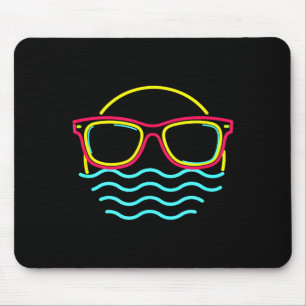 80er Jahre Vintage-Sonnenbrille Zeichen Strandurla Mousepad
